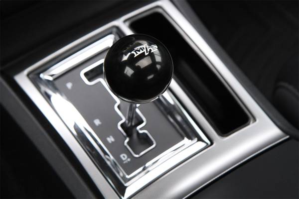 Holley - Holley M/T Logo Shift Knob | 270-100