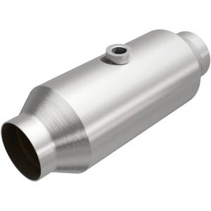 MagnaFlow Exhaust Products - California Universal Catalytic Converter-2.25in. | 5551355