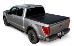 LEER 2015+ Ford F150 HF650M 5Ft 6In Tonneau Cover - Folding
